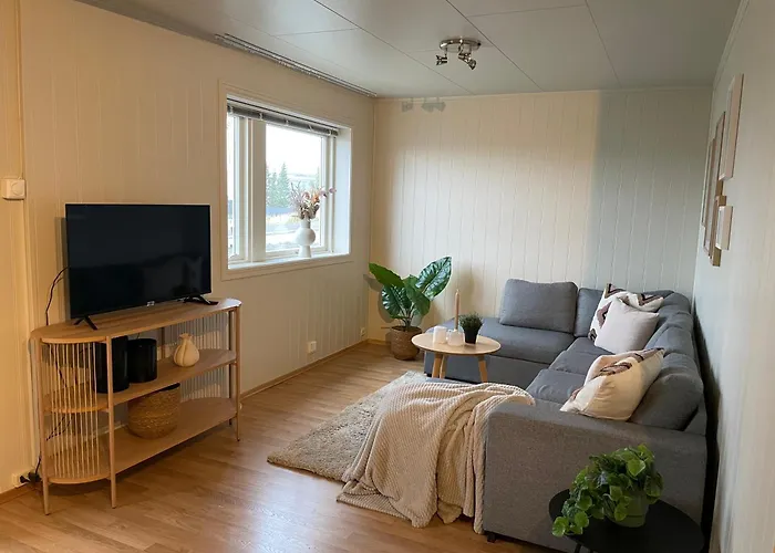 Homey Appartment With Sea View